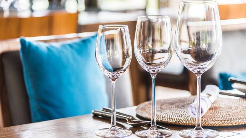 How to Choose Glassware Rentals for Kingston Events